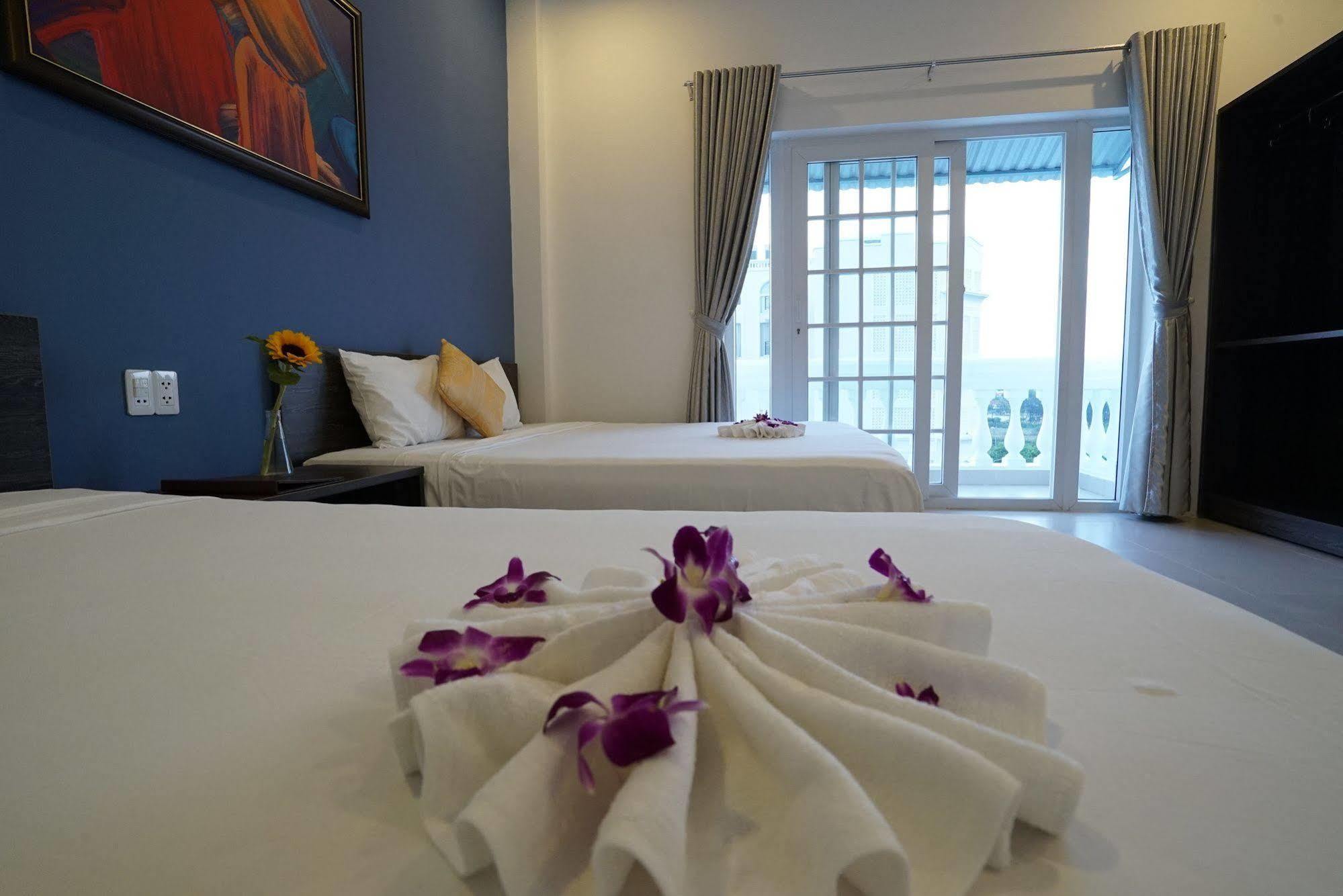 Golden Sunset Hotel Hoi An Exterior photo